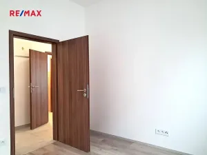 Pronájem - jiné, Praha - Hlubočepy, Fabiánové, 63 m2