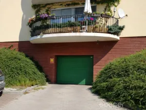 Pronájem garážového stání, Praha - Smíchov, Na Hřebenkách, 15 m2