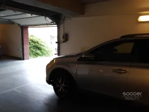 Pronájem garážového stání, Praha - Smíchov, Na Hřebenkách, 15 m2