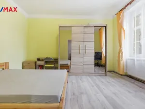 Prodej bytu 2+1, Karlovy Vary - Drahovice, Mattoniho nábřeží, 49 m2