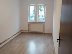 Prodej bytu 3+1, Chomutov, Kadaňská, 74 m2