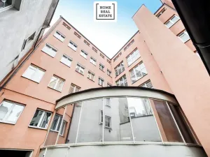 Pronájem kanceláře, Kolín, Rubešova, 634 m2