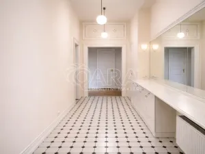 Pronájem bytu 4+1, Praha, Pařížská, 151 m2