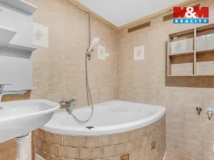 Prodej bytu 2+1, Ústí nad Labem - Střekov, Barrandova, 62 m2