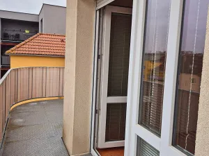 Pronájem bytu 2+kk, Plzeň, Jablonského, 44 m2