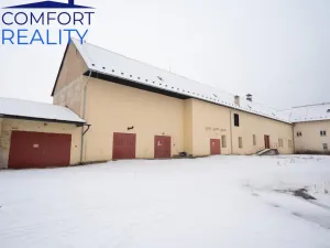 Prodej komerční nemovitosti, Suchdol nad Odrou, Komenského, 1900 m2