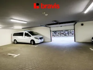 Pronájem garáže, Brno - Starý Lískovec, U Leskavy, 15 m2