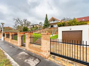 Pronájem kanceláře, Roztoky, Nad vinicemi, 393 m2