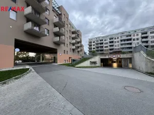 Pronájem garážového stání, Olomouc, Camilla Sitteho, 12 m2