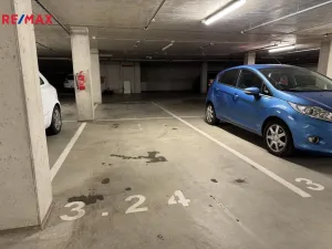 Pronájem garážového stání, Olomouc, Camilla Sitteho, 12 m2