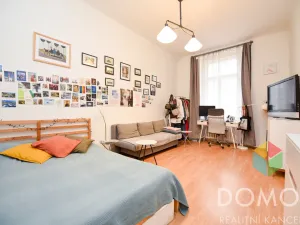 Prodej bytu 1+1, Praha, Vrázova, 33 m2