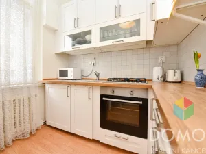 Prodej bytu 1+1, Praha, Vrázova, 33 m2