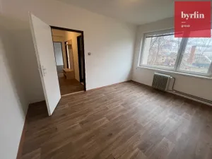 Pronájem bytu 2+1, Krnov - Pod Bezručovým vrchem, 45 m2