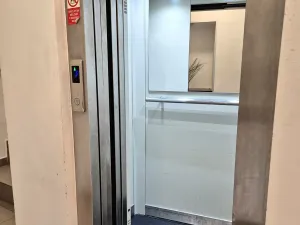 Pronájem bytu 1+kk, Jablonec nad Nisou, Anenské náměstí, 30 m2