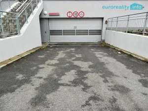 Pronájem bytu 2+kk, Praha, Toufarova, 53 m2