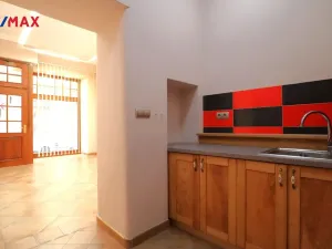 Pronájem obchodního prostoru, Karlovy Vary, Jugoslávská, 31 m2