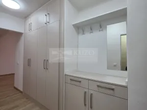 Pronájem bytu 2+1, Chomutov, Sluneční, 51 m2