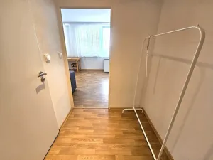 Pronájem bytu 1+kk, Praha, Běchorská, 33 m2