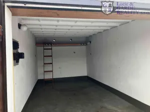 Pronájem garáže, Sezimovo Ústí, 18 m2