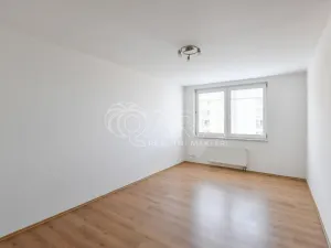 Pronájem bytu 2+kk, Praha - Troja, Hnězdenská, 47 m2