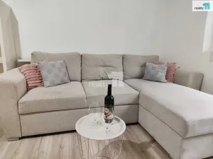 Pronájem bytu 2+kk, Praha - Smíchov, Radlická, 52 m2