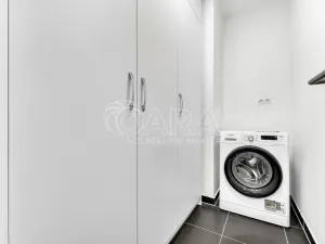 Pronájem bytu 3+kk, Praha - Vršovice, U Roháčových kasáren, 71 m2