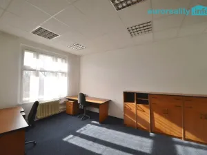 Pronájem kanceláře, Mariánské Lázně, třída Vítězství, 20 m2