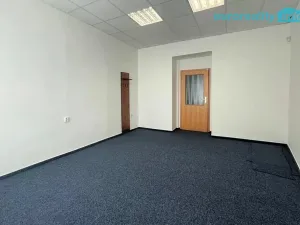 Pronájem kanceláře, Mariánské Lázně, třída Vítězství, 20 m2