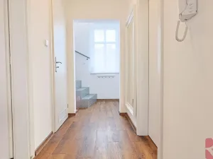 Pronájem bytu 4+1, Praha - Žižkov, Na Jarově, 122 m2