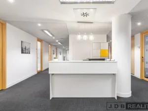 Pronájem kanceláře, Praha - Smíchov, Nádražní, 110 m2