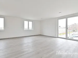 Pronájem bytu 2+kk, Dobřany, Dragounů, 66 m2