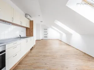 Pronájem bytu 2+kk, Dobříš, 52 m2