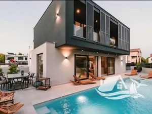 Prodej vily, Šibenik, Chorvatsko, 190 m2