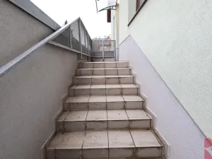 Pronájem bytu 4+1, Praha - Žižkov, Na Jarově, 63 m2