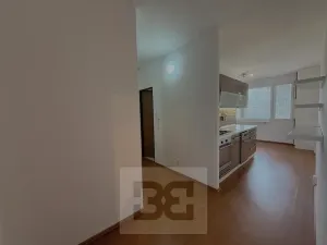 Pronájem bytu 2+1, Jindřichův Hradec, sídliště Vajgar, 62 m2