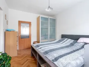 Pronájem bytu 2+1, Praha - Břevnov, Na Petřinách, 58 m2