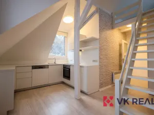 Pronájem bytu 1+kk, Praha - Braník, Branická, 50 m2
