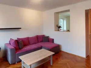Pronájem bytu 2+1, Praha - Dejvice, Na Šťáhlavce, 61 m2
