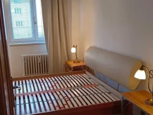 Pronájem bytu 2+1, Praha - Dejvice, Na Šťáhlavce, 61 m2