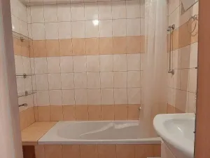 Pronájem bytu 2+1, Praha - Dejvice, Na Šťáhlavce, 61 m2