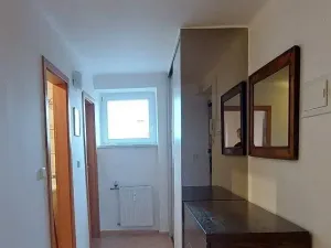 Pronájem bytu 2+1, Praha - Dejvice, Na Šťáhlavce, 61 m2