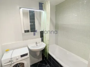 Pronájem bytu 1+kk, Praha, Mikanova, 40 m2
