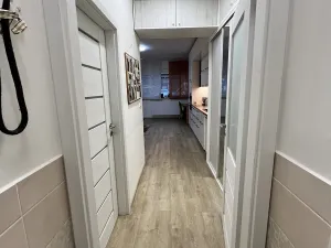 Pronájem bytu 2+kk, Praha, U školičky, 42 m2