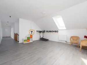 Prodej rodinného domu, Zlín, K Luhám, 277 m2