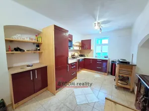 Prodej rodinného domu, Mnichov, 127 m2