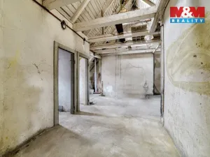 Prodej bytu 4+1, Cheb, Májová, 199 m2