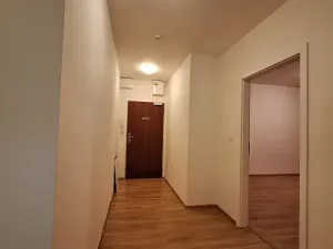 Pronájem bytu 3+kk, Praha, Rybalkova, 73 m2