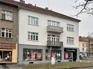Pronájem obchodního prostoru, Hodonín, nám. 17. listopadu, 535 m2