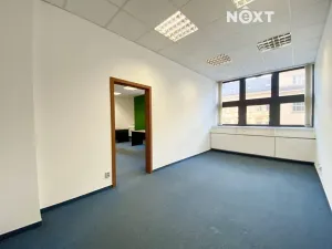 Pronájem kanceláře, Praha - Nové Město, Na Moráni, 67 m2