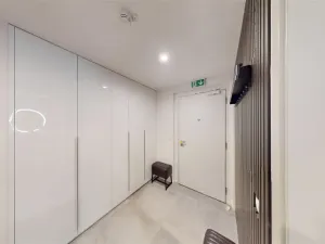 Pronájem garážového stání, Praha - Strašnice, Ramonova, 64 m2